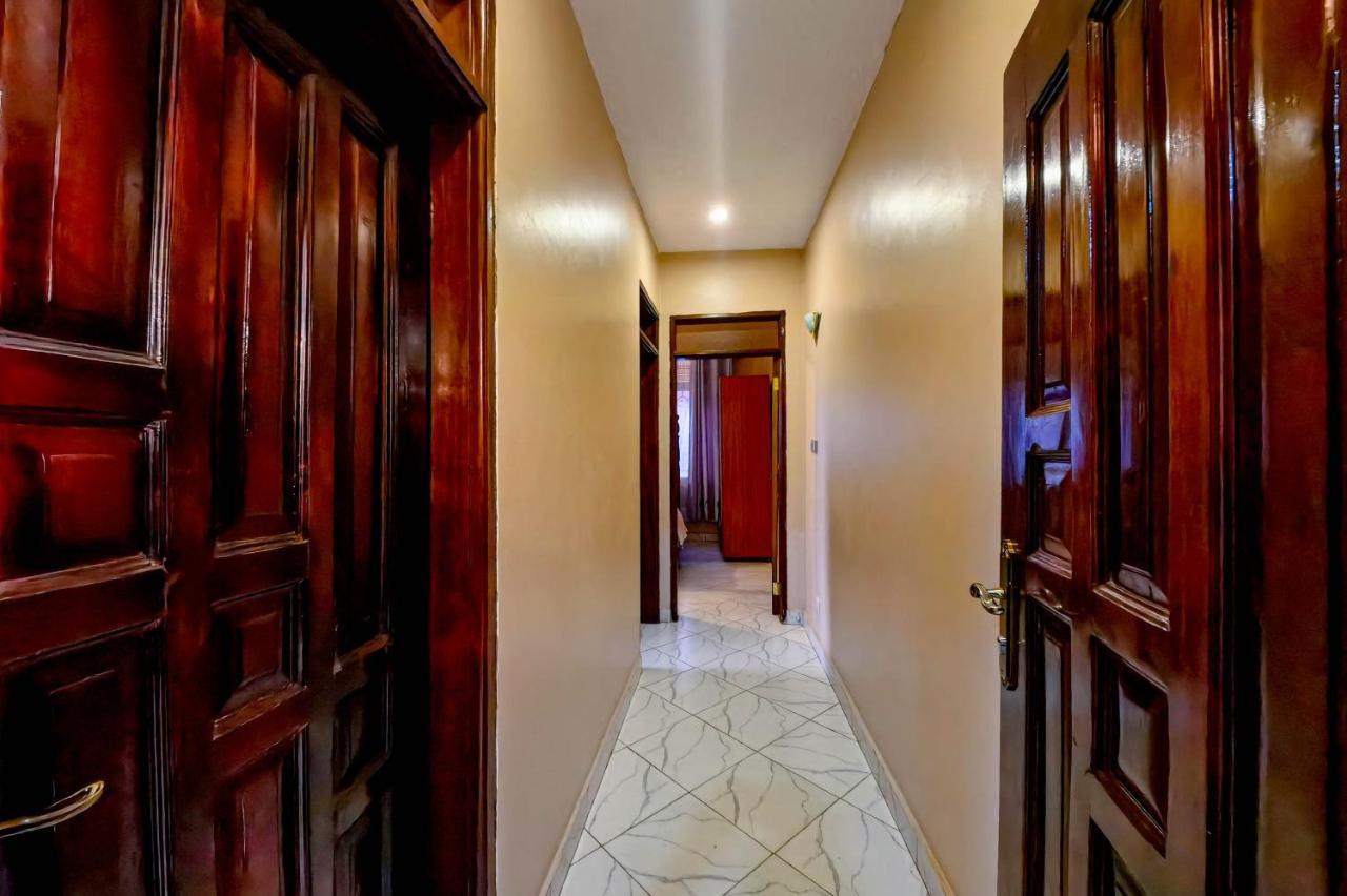 Peace Of Mind Suites Энтеббе Экстерьер фото