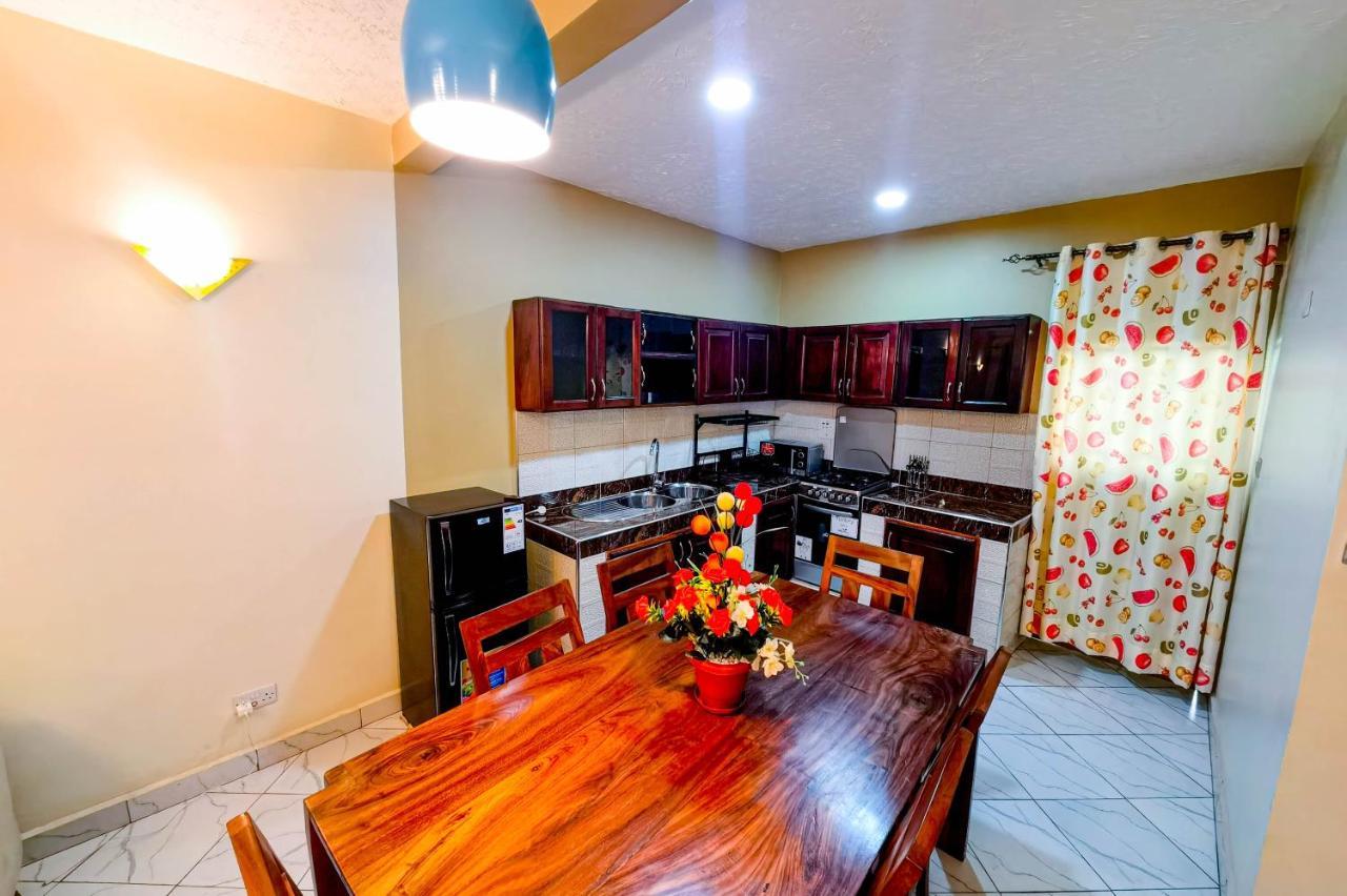 Peace Of Mind Suites Энтеббе Экстерьер фото